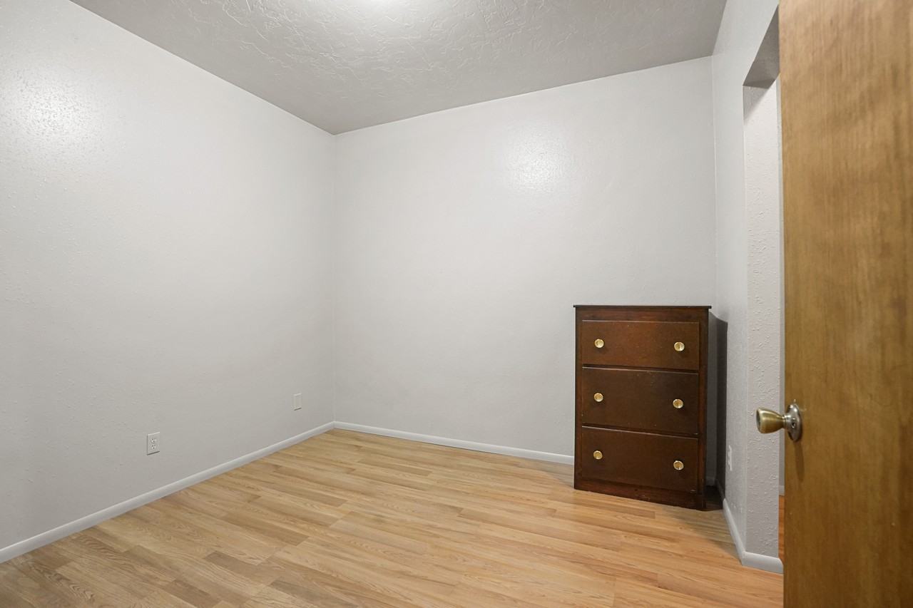 161 Main St #161 - Photo 5 of 8