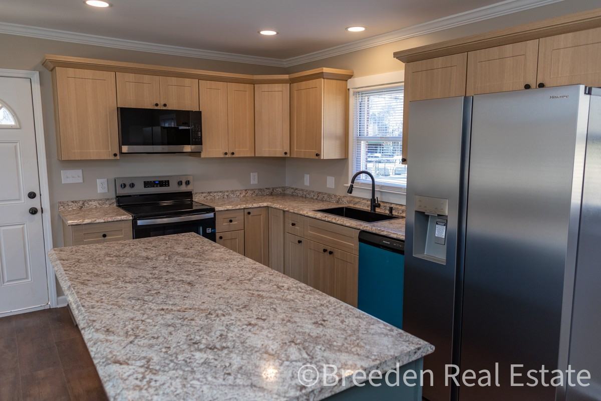 212 North Carolina 126 #1 - Photo 2 of 19