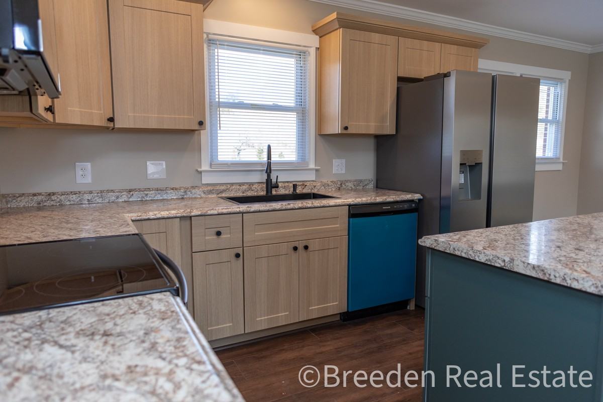 212 North Carolina 126 #1 - Photo 3 of 19