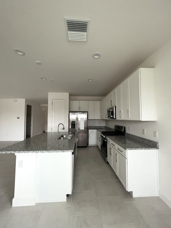 3260 Great Banyan Way #1 - Photo 4 of 10