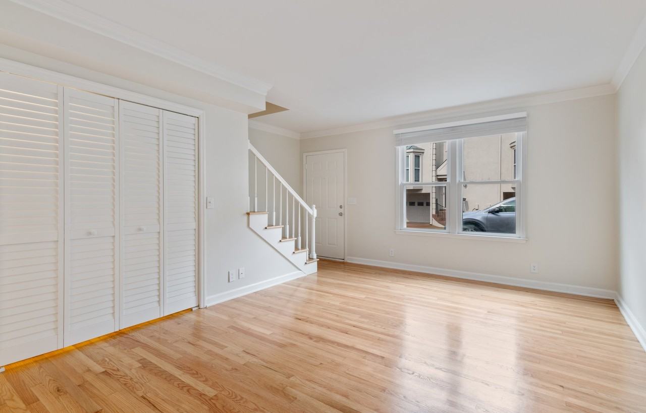 3315 Fairmont Dr5 #5 - Photo 6 of 23