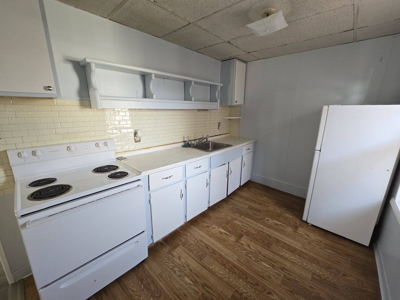 159 Genesee St #2 - Photo 7 of 8