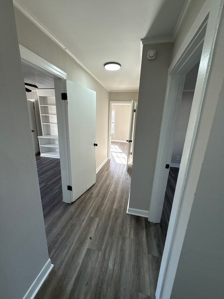 1699 Eastland Ave #1 - Photo 7 of 19