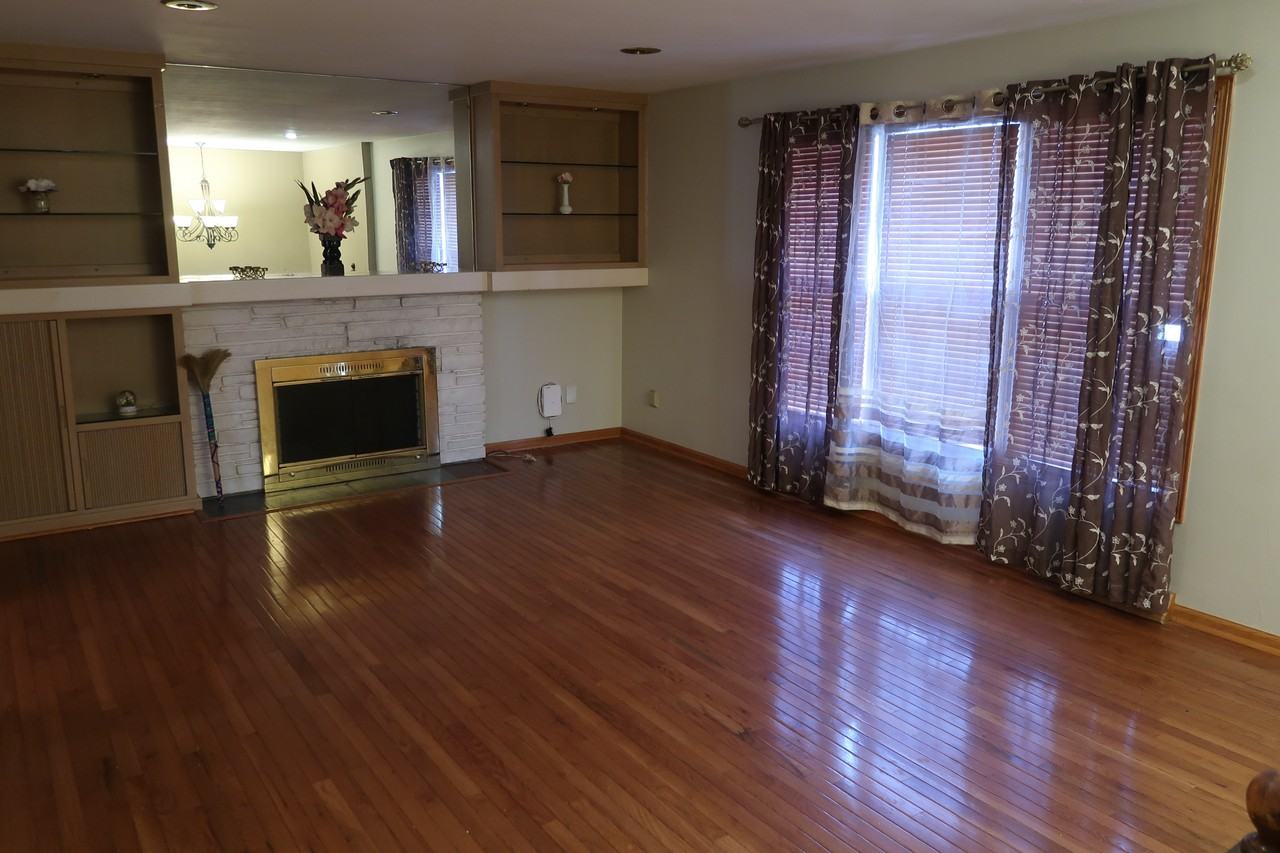 1842 Gentian Dr Se #1 - Photo 2 of 10