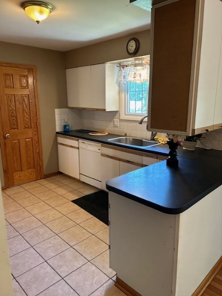 1842 Gentian Dr Se #1 - Photo 4 of 10