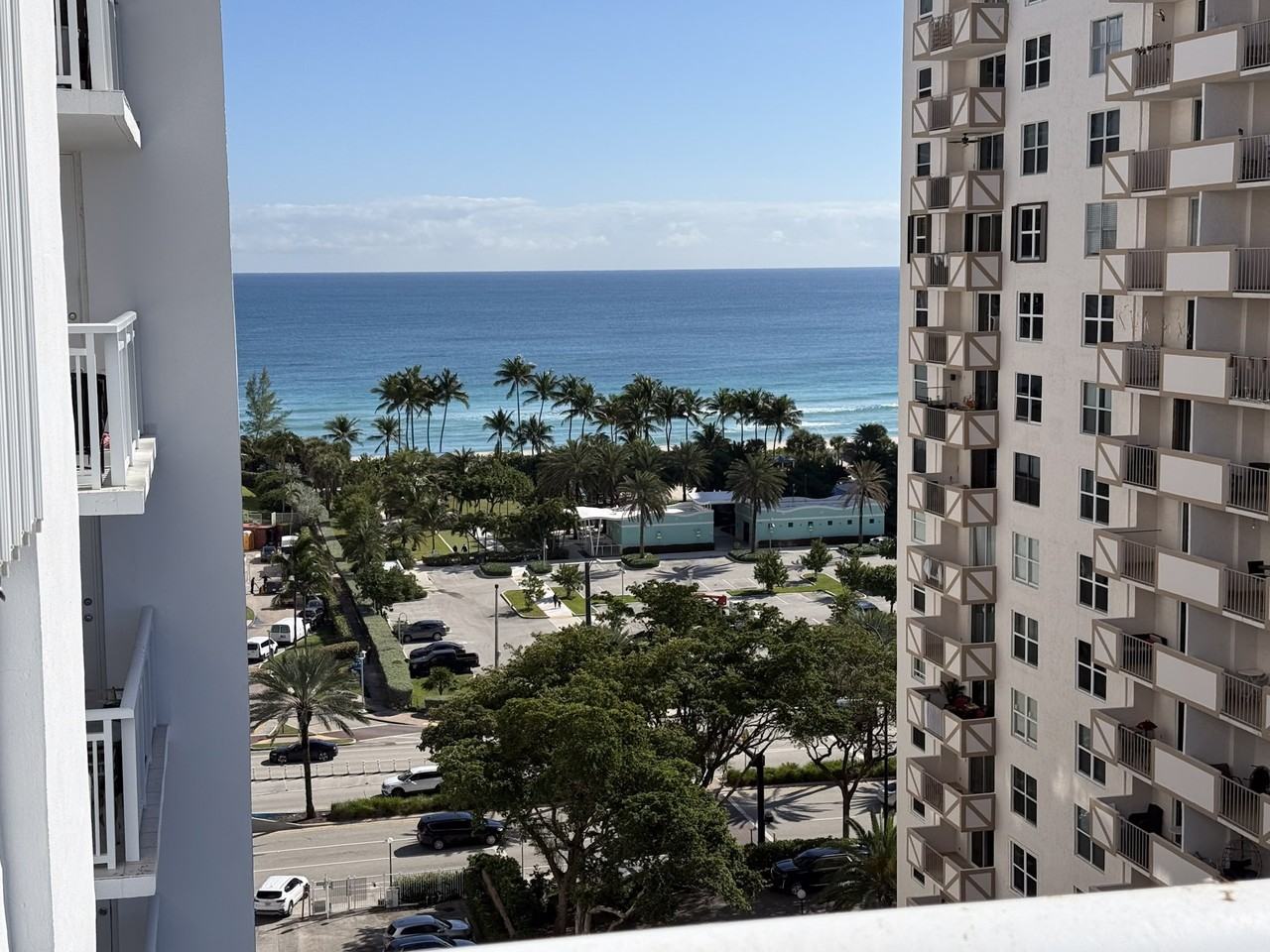 1849 South Ocean Drive #1402 - Photo 3 of 29