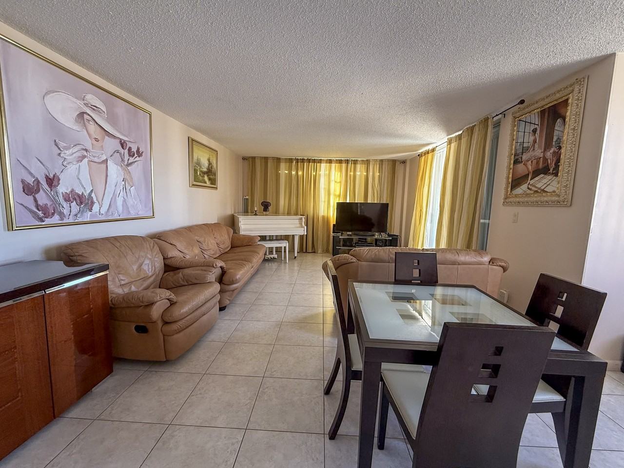 1849 South Ocean Drive #1402 - Photo 7 of 29