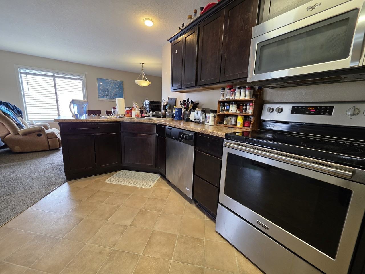 3821 Marigold Dr #1 - Photo 3 of 18