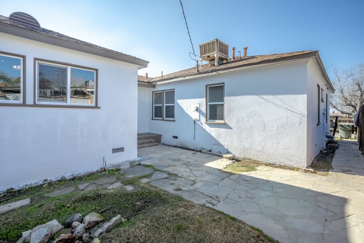 312 S Myrtle St #1 - Photo 6 of 35