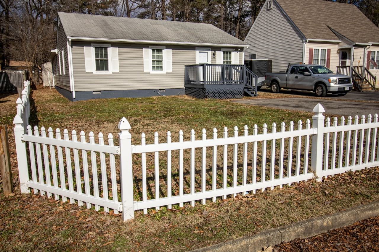 822 Winnetka Ave #1 - Photo 3 of 26