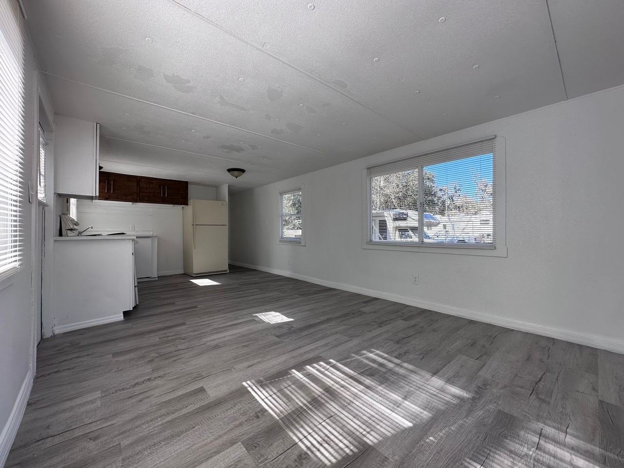 37021 Tucker Rd #23 - Photo 3 of 12