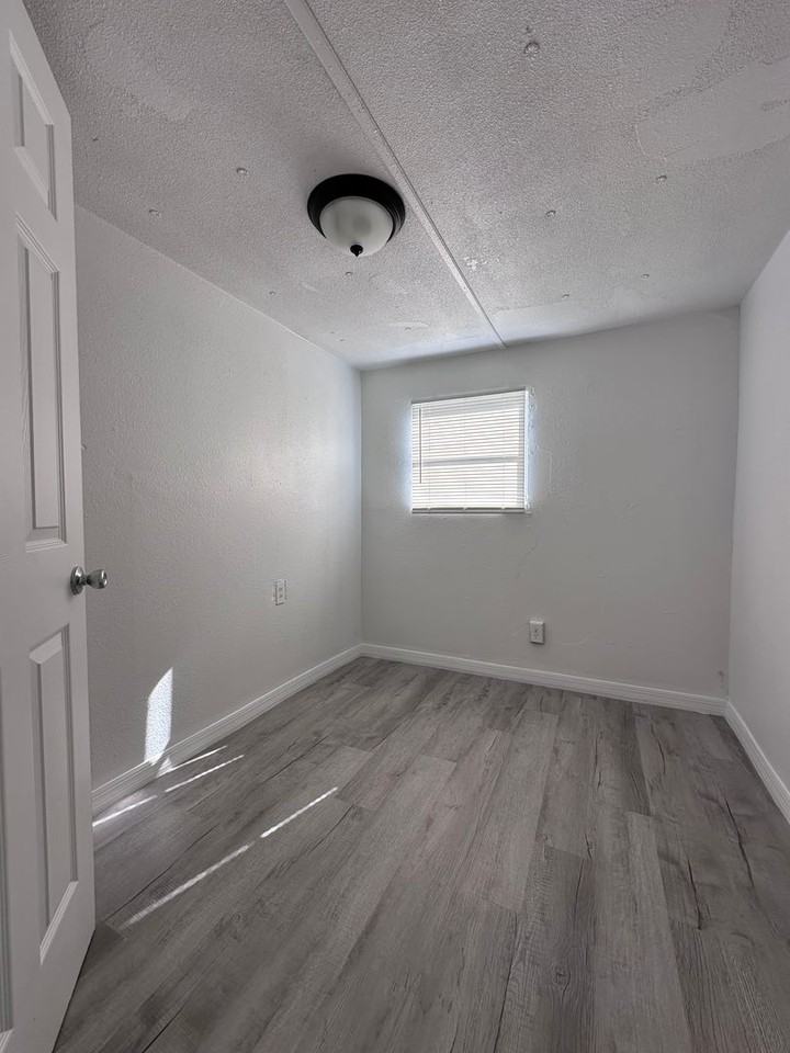 37021 Tucker Rd #23 - Photo 7 of 12