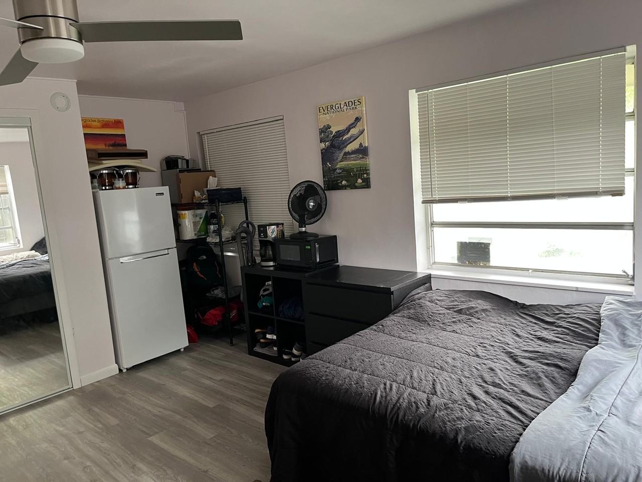 3811 Southwest 60th Terrace #1 - Photo 3 of 9