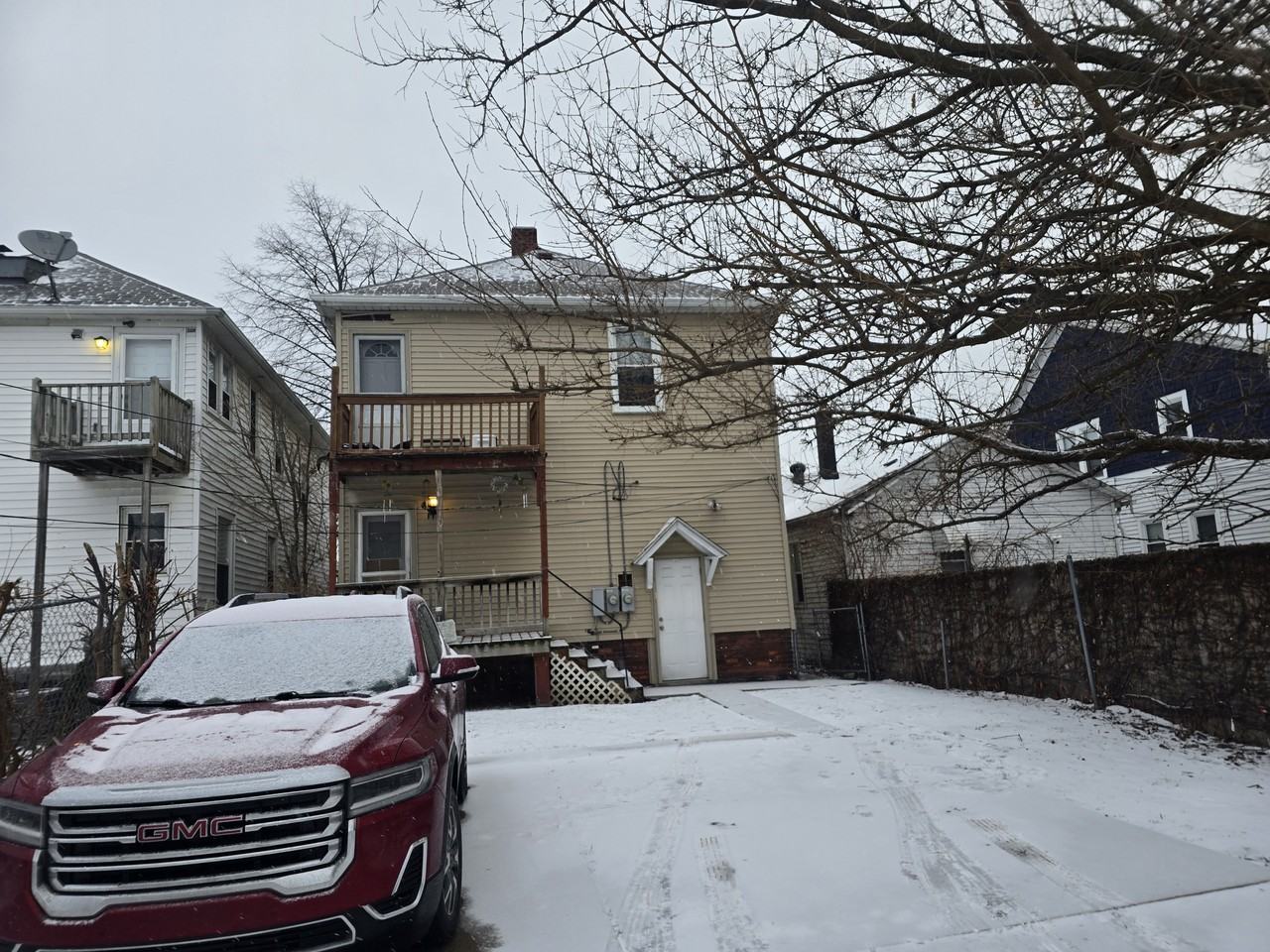 1367 Wayburn St #1 - Photo 2 of 10