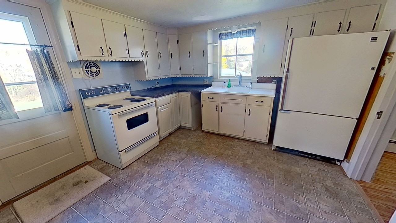 27 Valley Rd - Photo 6 of 13