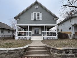 featured image of 716 E Avenue B #1