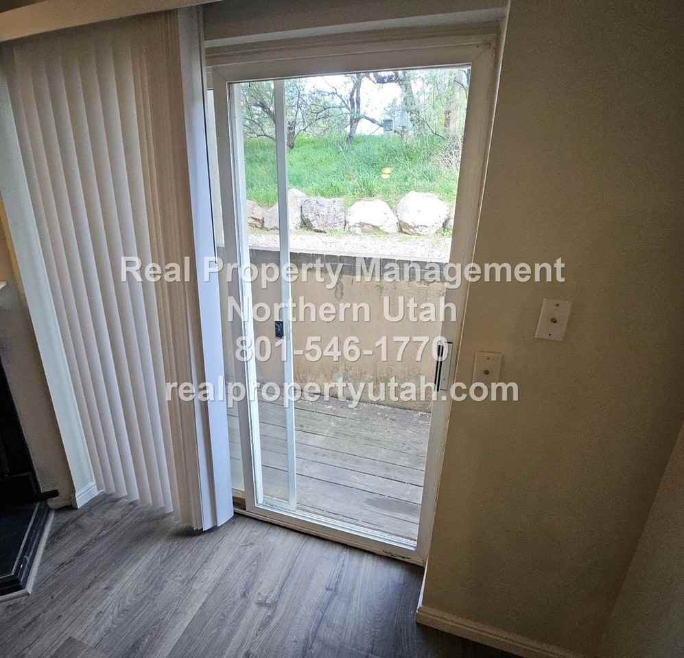 5614 Meadow Ln #205 - Photo 6 of 14