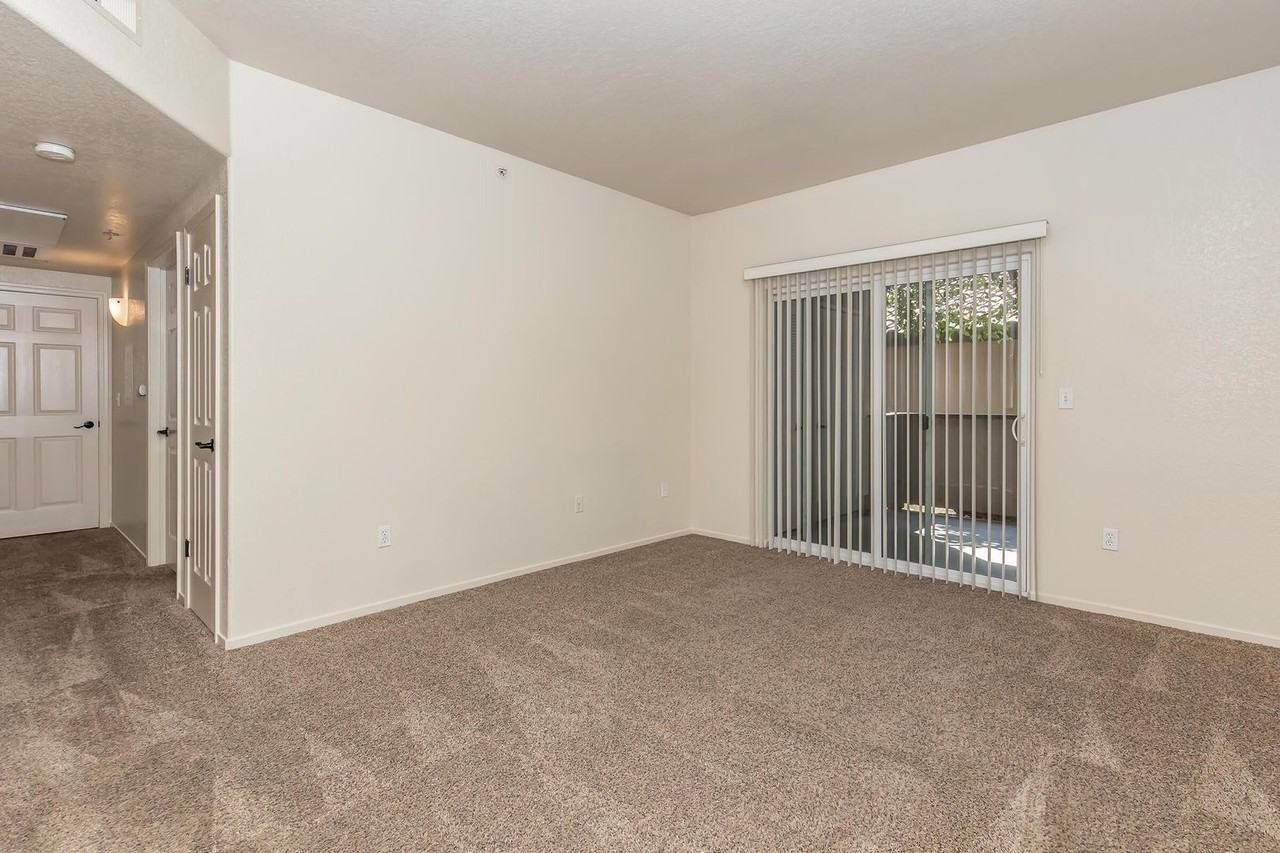 Palo Alto Place Apartments - Photo 6 of 19