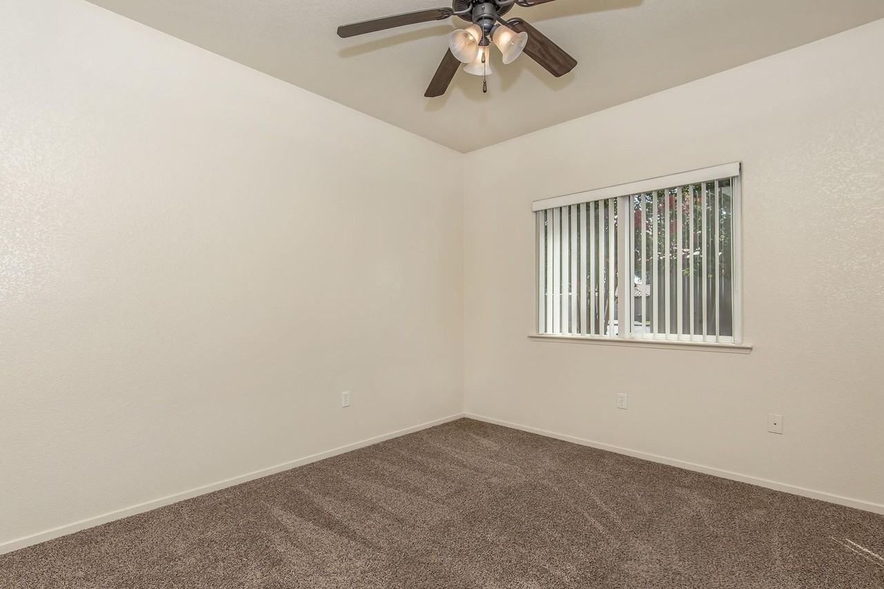 Palo Alto Place Apartments - Photo 6 of 12
