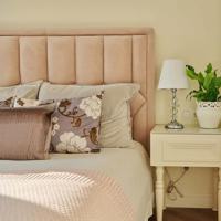 featured image of 25092 Farthing St