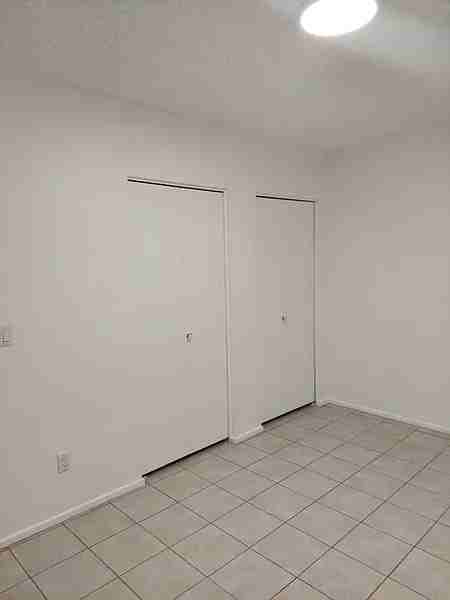 280 N Chippewa Pl - Photo 7 of 11