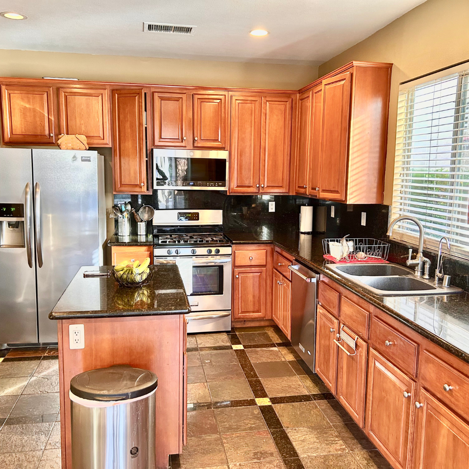 28415 Silverking Trl - Photo 5 of 23