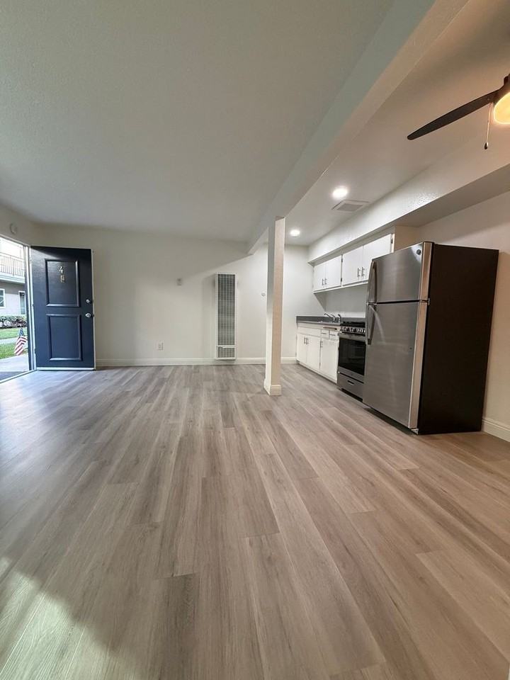 Olivewood Apartments - Photo 2 of 25