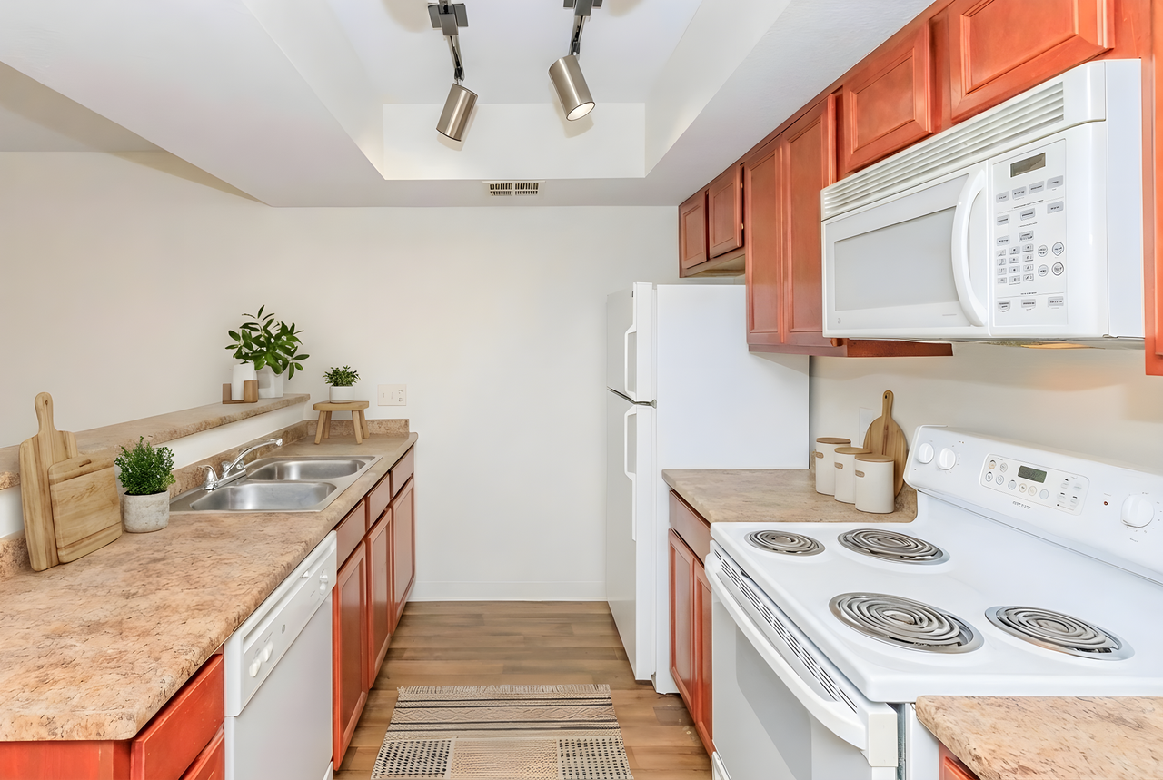 Marabrisa Condominiums - Photo 2 of 45