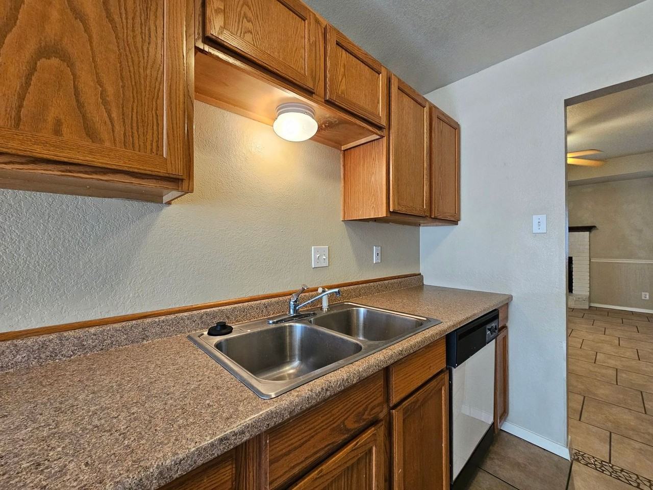 2613 Lazy Ridge Dr - Photo 6 of 24