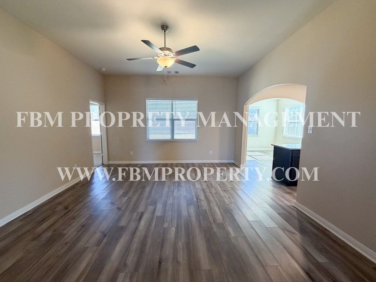 4712 Conley Ln - Photo 6 of 22