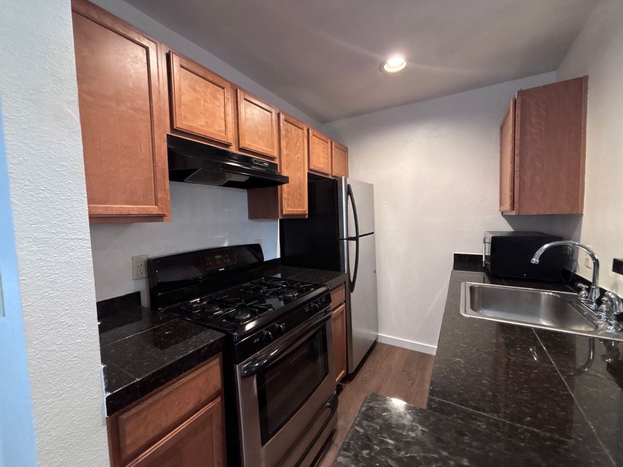 4109 Avondale Ave - Photo 3 of 8