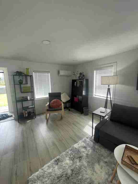 3319 Myrtle St - Photo 4 of 8