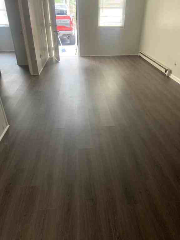 713 S Scientific St - Photo 2 of 6