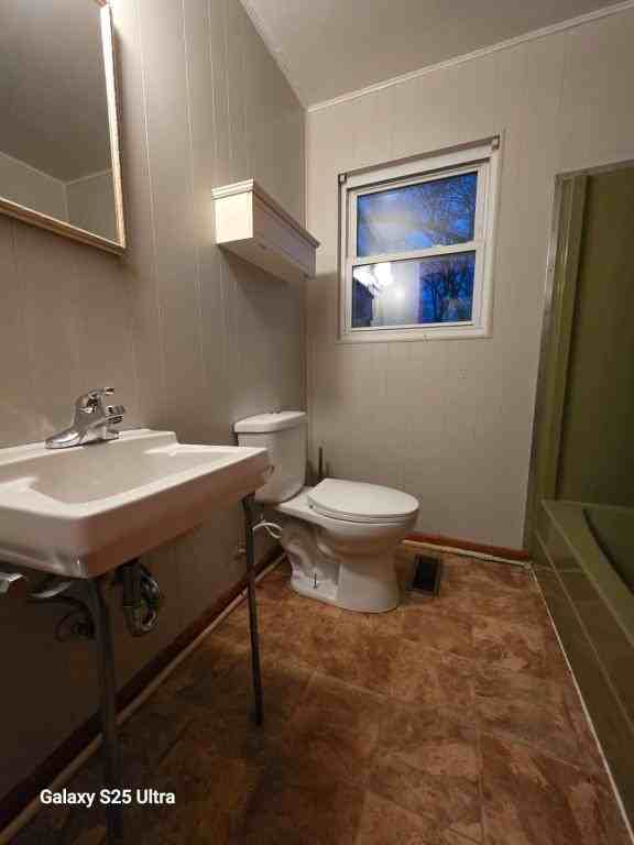 1217 Zartman Rd - Photo 6 of 6