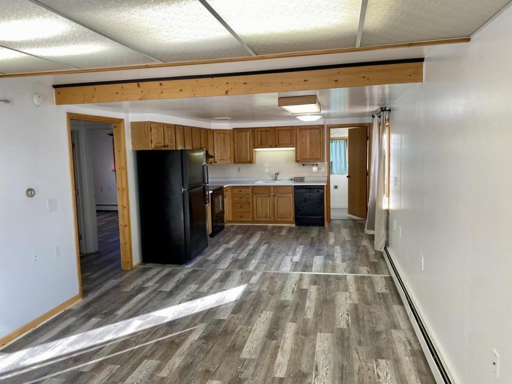 620 Washakie St - Photo 2 of 34