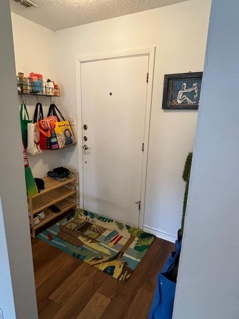 1021 Patton St - Photo 2 of 39