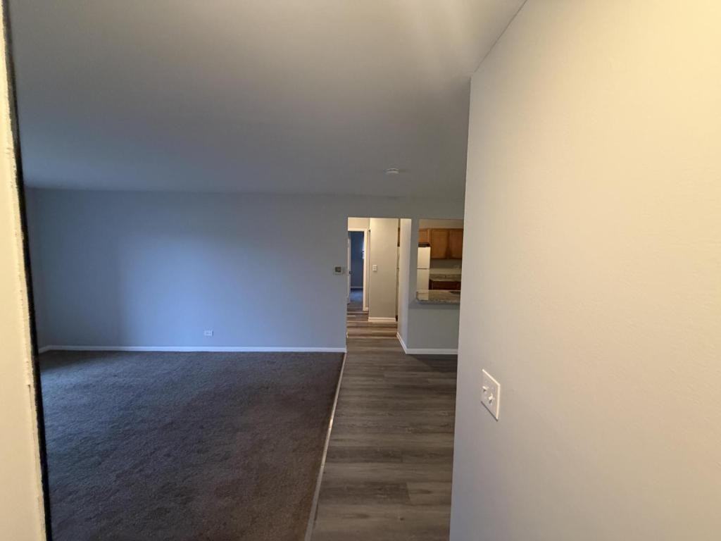 21133 Kildare Ave - Photo 6 of 49