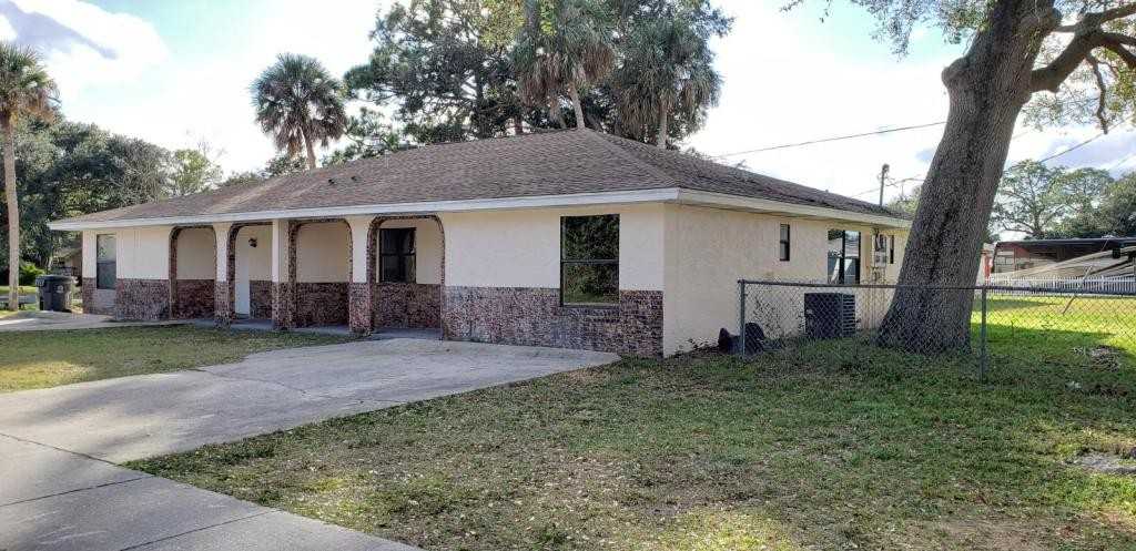 2100 S Deleon Ave - Photo 2 of 14