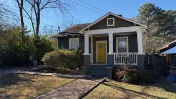 featured image of 107 Cleveland St Se