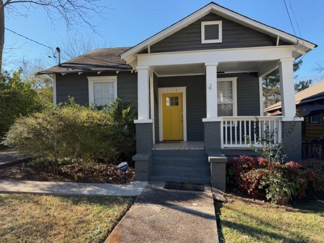 107 Cleveland St Se - Photo 2 of 4