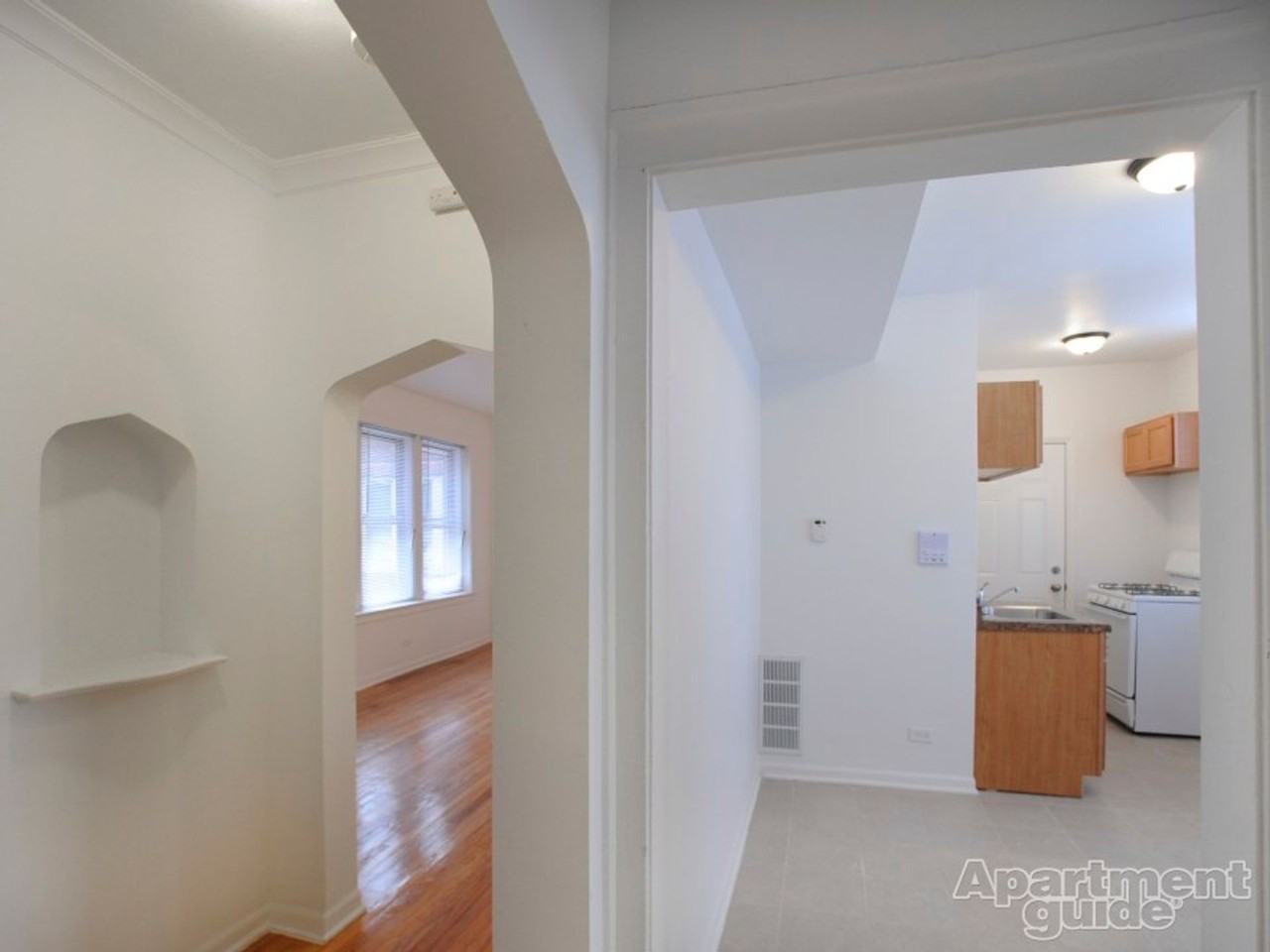 1108 E 82nd St Chicago, IL 60619 - Photo 5 of 15