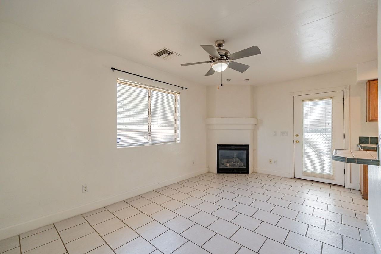 2106 N. Mountain Ave. - Photo 7 of 34