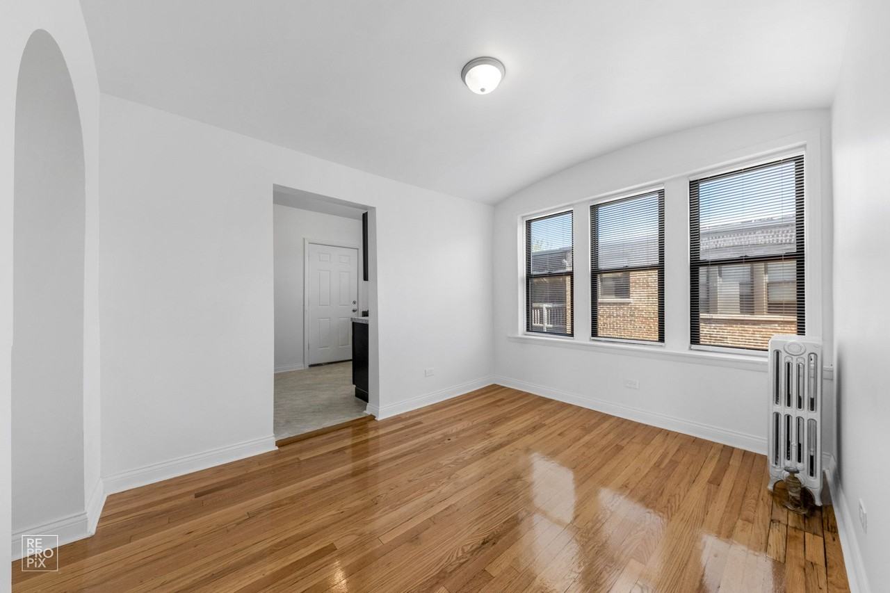 7655-7657 S East End 1704-1710 E 77th St Chicago, IL 60649 - Photo 5 of 19