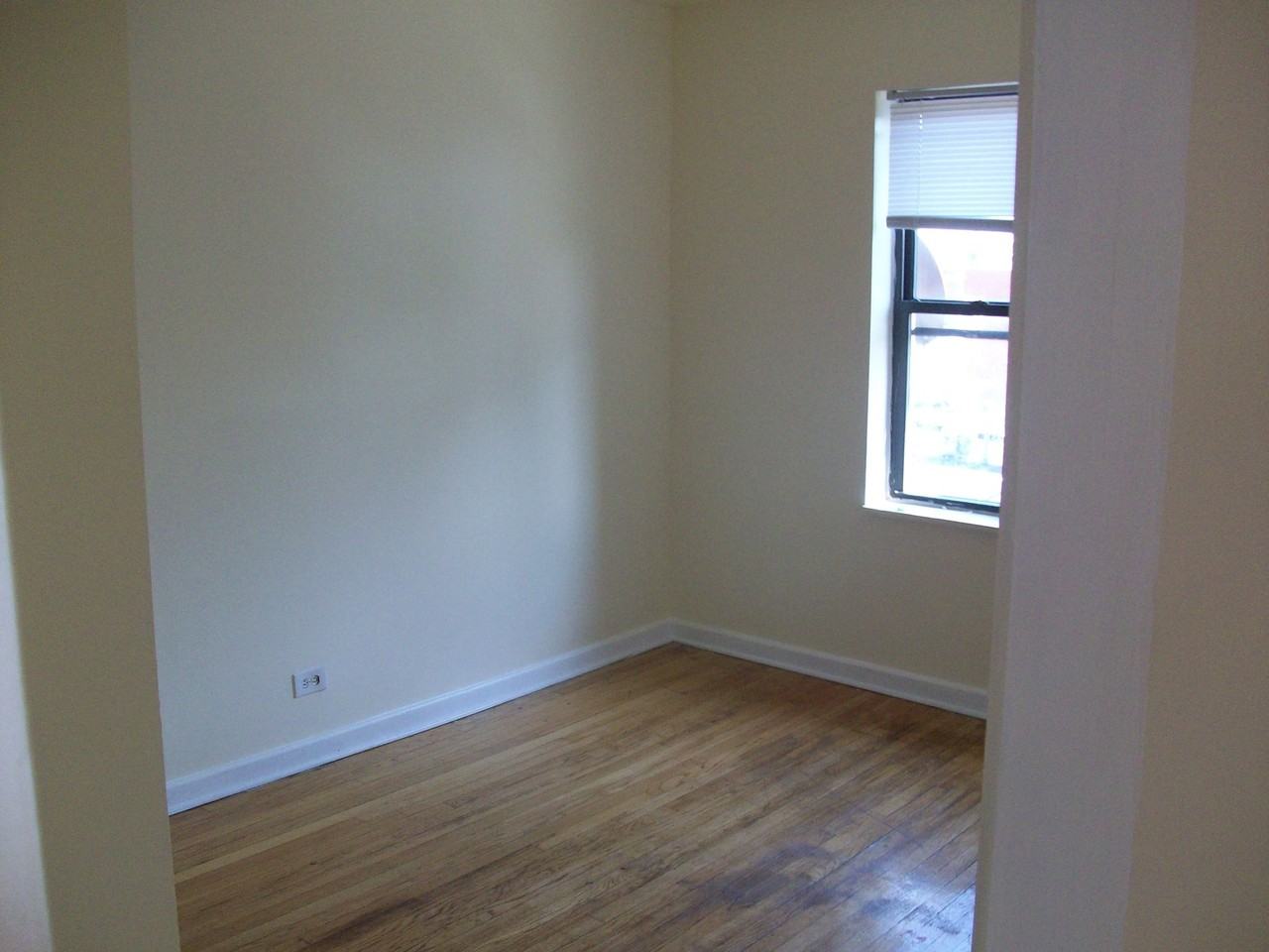 8057-59 S Marshfield Chicago, IL 60620 - Photo 4 of 5