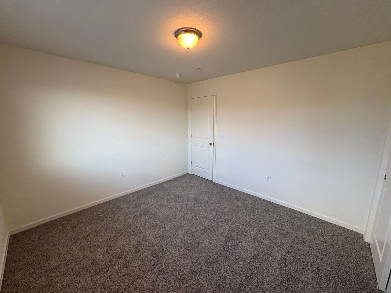 30520 Delancy Rd - Photo 3 of 31