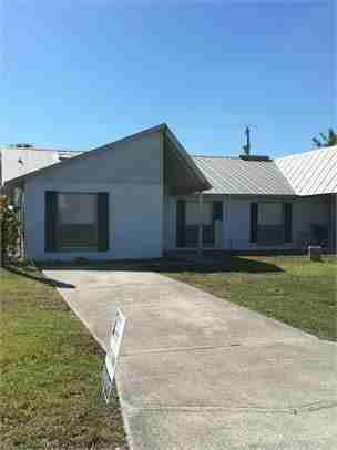 1512 Ne 16th Ter - Photo 3 of 11