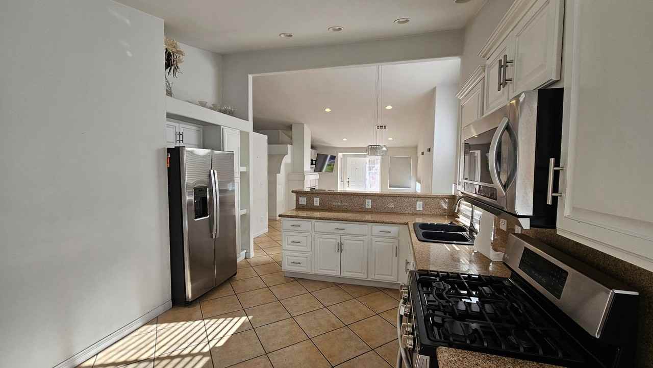 3589 Winter Scene Ct - Photo 7 of 18