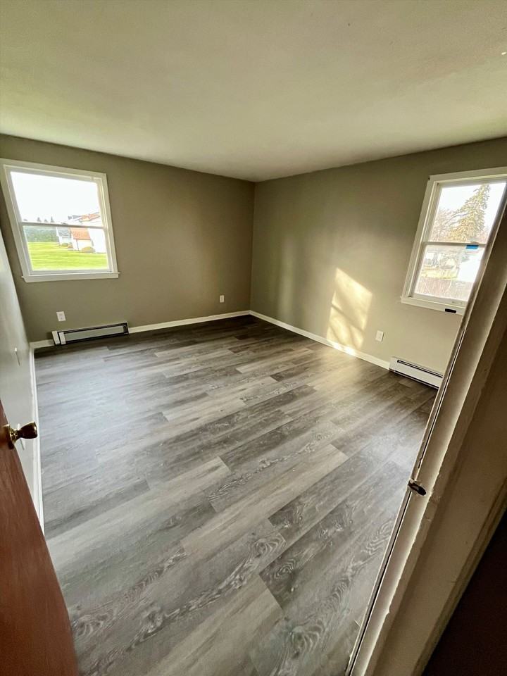 Willow View - Photo 4 of 11