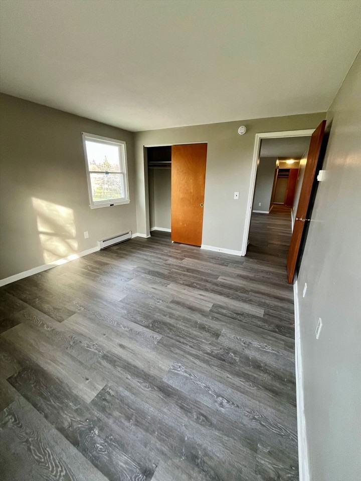 Willow View - Photo 5 of 11