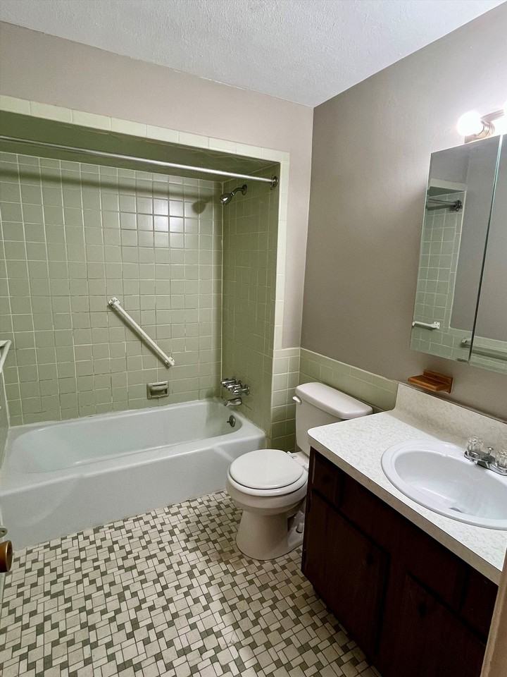 Willow View - Photo 6 of 11